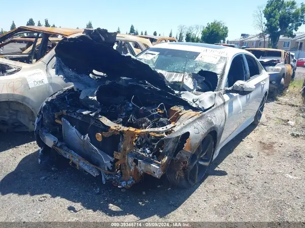 1HGCV2F3XKA002719 2019 HONDA ACCORD - Image 2