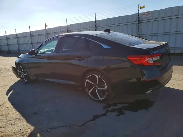 1HGCV2F3XKA002722 2019 HONDA ACCORD - Image 2