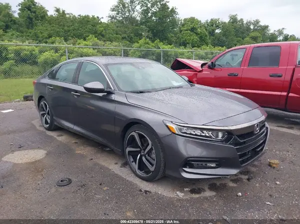 1HGCV2F3XKA002879 2019 HONDA ACCORD - Image 1