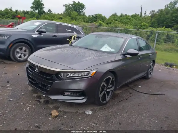 1HGCV2F3XKA002879 2019 HONDA ACCORD - Image 2