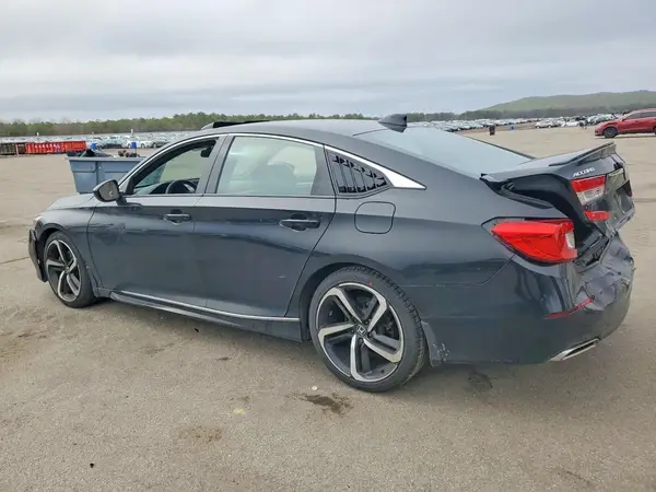 1HGCV2F3XKA003577 2019 HONDA ACCORD - Image 2
