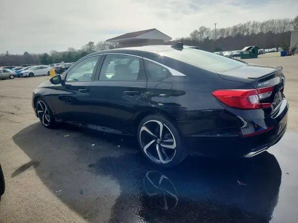 1HGCV2F3XKA005927 2019 HONDA ACCORD - Image 2