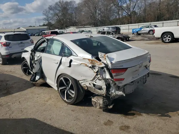 1HGCV2F3XKA008777 2019 HONDA ACCORD - Image 2