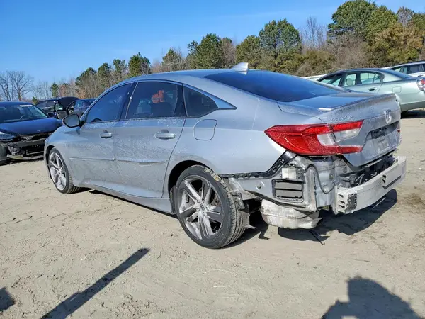 1HGCV2F3XKA011419 2019 HONDA ACCORD - Image 2