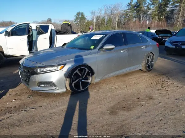 1HGCV2F3XKA016331 2019 HONDA ACCORD - Image 2