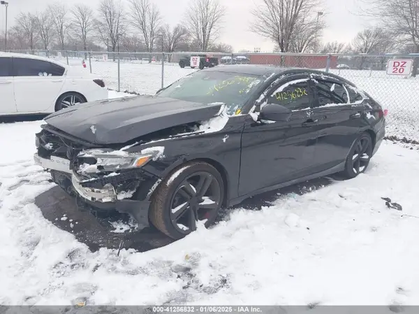 1HGCV2F3XKA026485 2019 HONDA ACCORD - Image 2