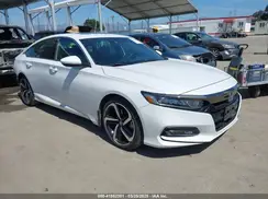 1HGCV2F3XKA035381 2019 HONDA ACCORD