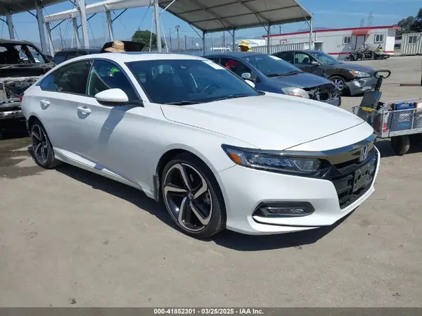 1HGCV2F3XKA035381 2019 HONDA ACCORD - Image 1