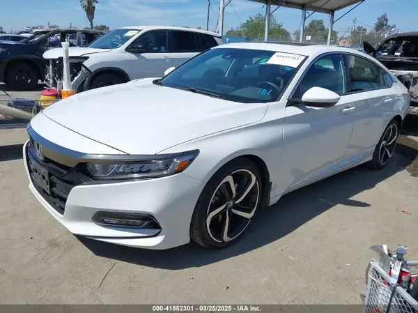 1HGCV2F3XKA035381 2019 HONDA ACCORD - Image 2