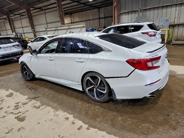 1HGCV2F3XNA003714 2022 HONDA ACCORD - Image 2