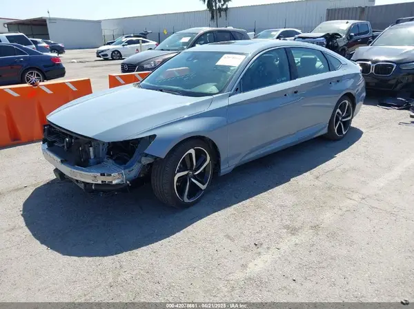 1HGCV2F3XNA020609 2022 HONDA ACCORD - Image 2