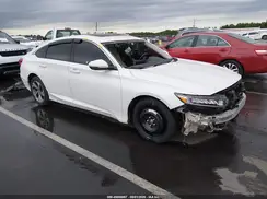 1HGCV2F50JA019464 2018 HONDA ACCORD