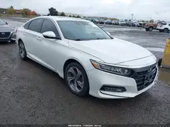 1HGCV2F50JA028682 2018 HONDA ACCORD