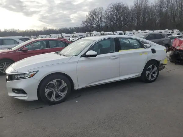 1HGCV2F50JA028696 2018 HONDA ACCORD - Image 1