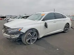 1HGCV2F51JA010482 2018 HONDA ACCORD
