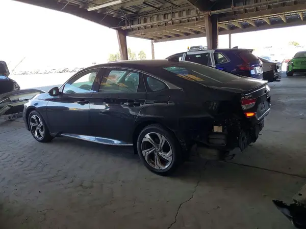 1HGCV2F51JA015570 2018 HONDA ACCORD - Image 2