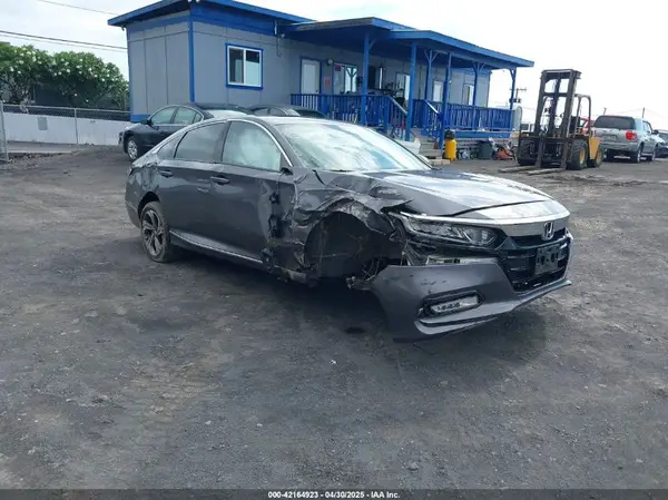 1HGCV2F51JA016587 2018 HONDA ACCORD - Image 1