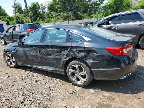 1HGCV2F51JA017867 2018 HONDA ACCORD - Image 2