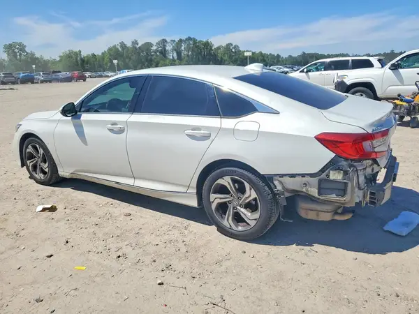 1HGCV2F51JA022678 2018 HONDA ACCORD - Image 2