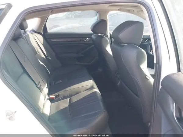 1HGCV2F51JA023992 2018 HONDA ACCORD - Image 8