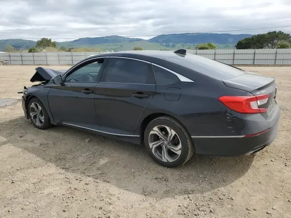 1HGCV2F51JA028531 2018 HONDA ACCORD - Image 2
