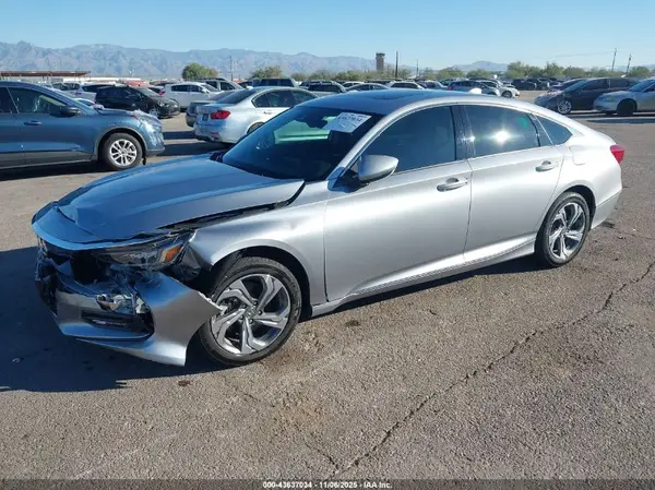 1HGCV2F51JA038380 2018 HONDA ACCORD - Image 2