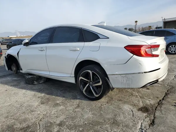 1HGCV2F51KA022312 2019 HONDA ACCORD - Image 2