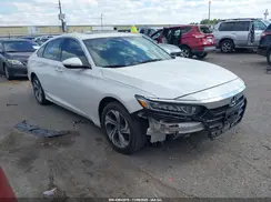 1HGCV2F52JA017845 2018 HONDA ACCORD