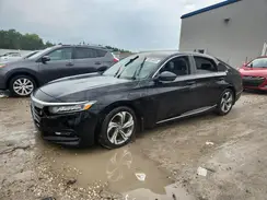 1HGCV2F52JA035620 2018 HONDA ACCORD