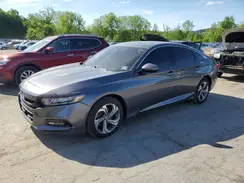1HGCV2F52JA043300 2018 HONDA ACCORD