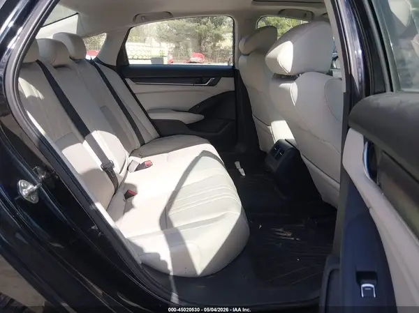 1HGCV2F53JA005705 2018 HONDA ACCORD - Image 8