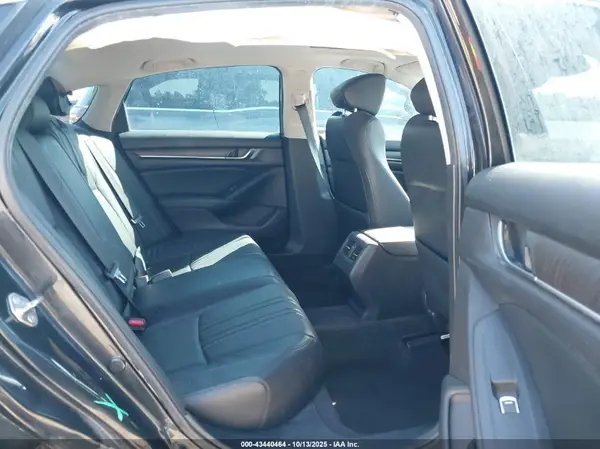 1HGCV2F53JA006255 2018 HONDA ACCORD - Image 8