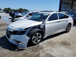 1HGCV2F53JA017837 2018 HONDA ACCORD