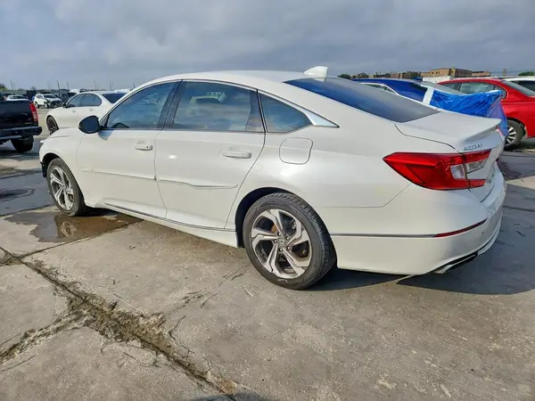 1HGCV2F53JA040194 2018 HONDA ACCORD - Image 2