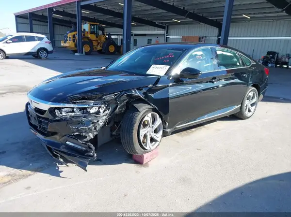1HGCV2F53KA014390 2019 HONDA ACCORD - Image 2