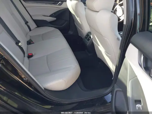 1HGCV2F54JA005700 2018 HONDA ACCORD - Image 8