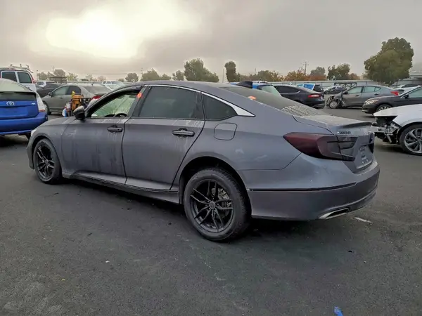 1HGCV2F54JA006488 2018 HONDA ACCORD - Image 2