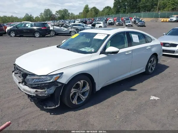 1HGCV2F54JA013652 2018 HONDA ACCORD - Image 2