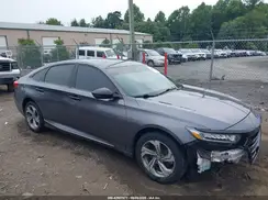 1HGCV2F54JA024117 2018 HONDA ACCORD