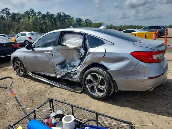 1HGCV2F54JA033707 2018 HONDA ACCORD - Image 2