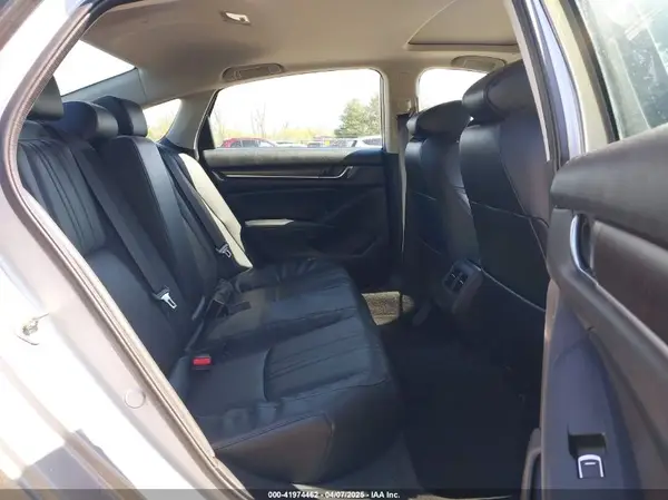 1HGCV2F54JA041600 2018 HONDA ACCORD - Image 8