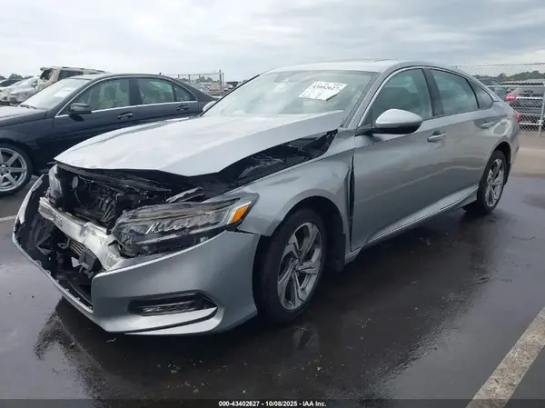1HGCV2F55JA022585 2018 HONDA ACCORD - Image 2