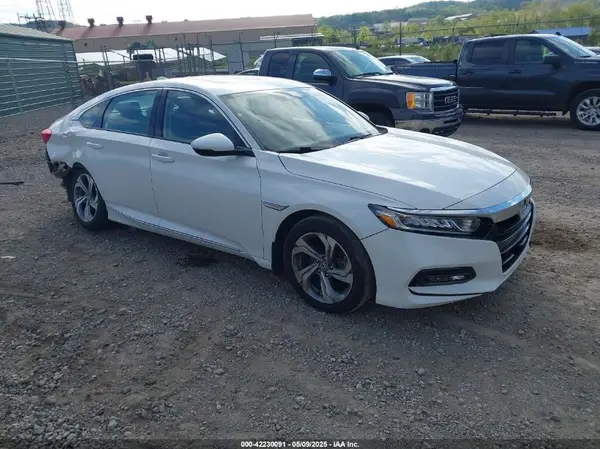1HGCV2F55JA033117 2018 HONDA ACCORD - Image 1