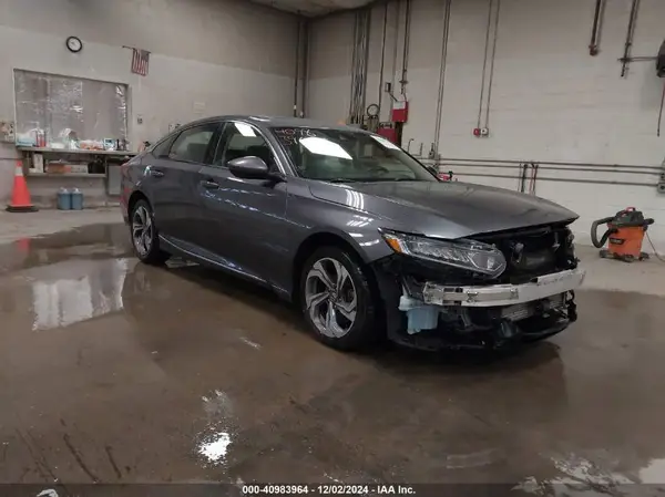 1HGCV2F55JA040360 2018 HONDA ACCORD - Image 1