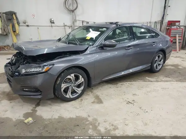 1HGCV2F56JA006766 2018 HONDA ACCORD - Image 2