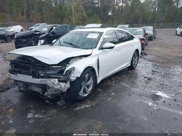 1HGCV2F56JA014138 2018 HONDA ACCORD - Image 2