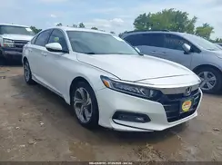 1HGCV2F56JA030906 2018 HONDA ACCORD