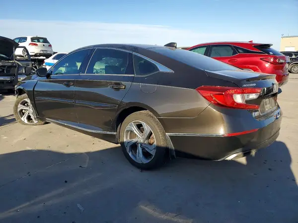 1HGCV2F56JA044028 2018 HONDA ACCORD - Image 2