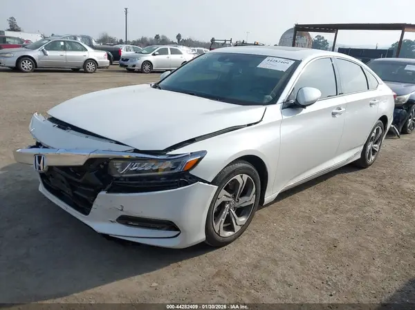 1HGCV2F56KA007823 2019 HONDA ACCORD - Image 2