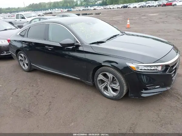 1HGCV2F56KA012066 2019 HONDA ACCORD - Image 1